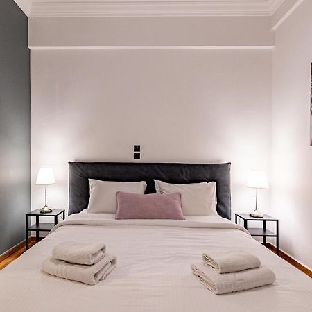 Cozy Apartment In Kolonaki Athens - Sleeps 5 Bagian luar foto