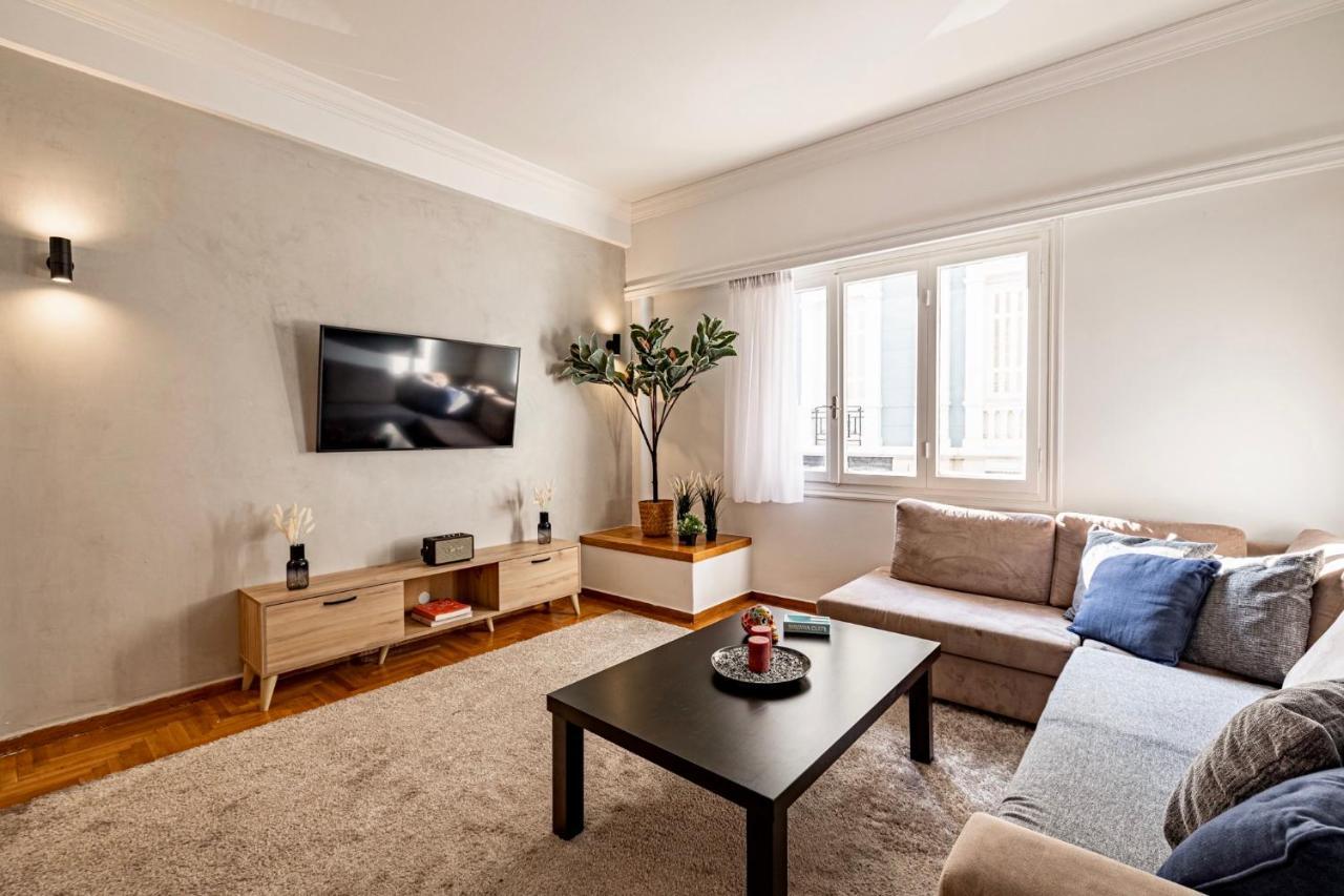 Cozy Apartment In Kolonaki Athens - Sleeps 5 Bagian luar foto