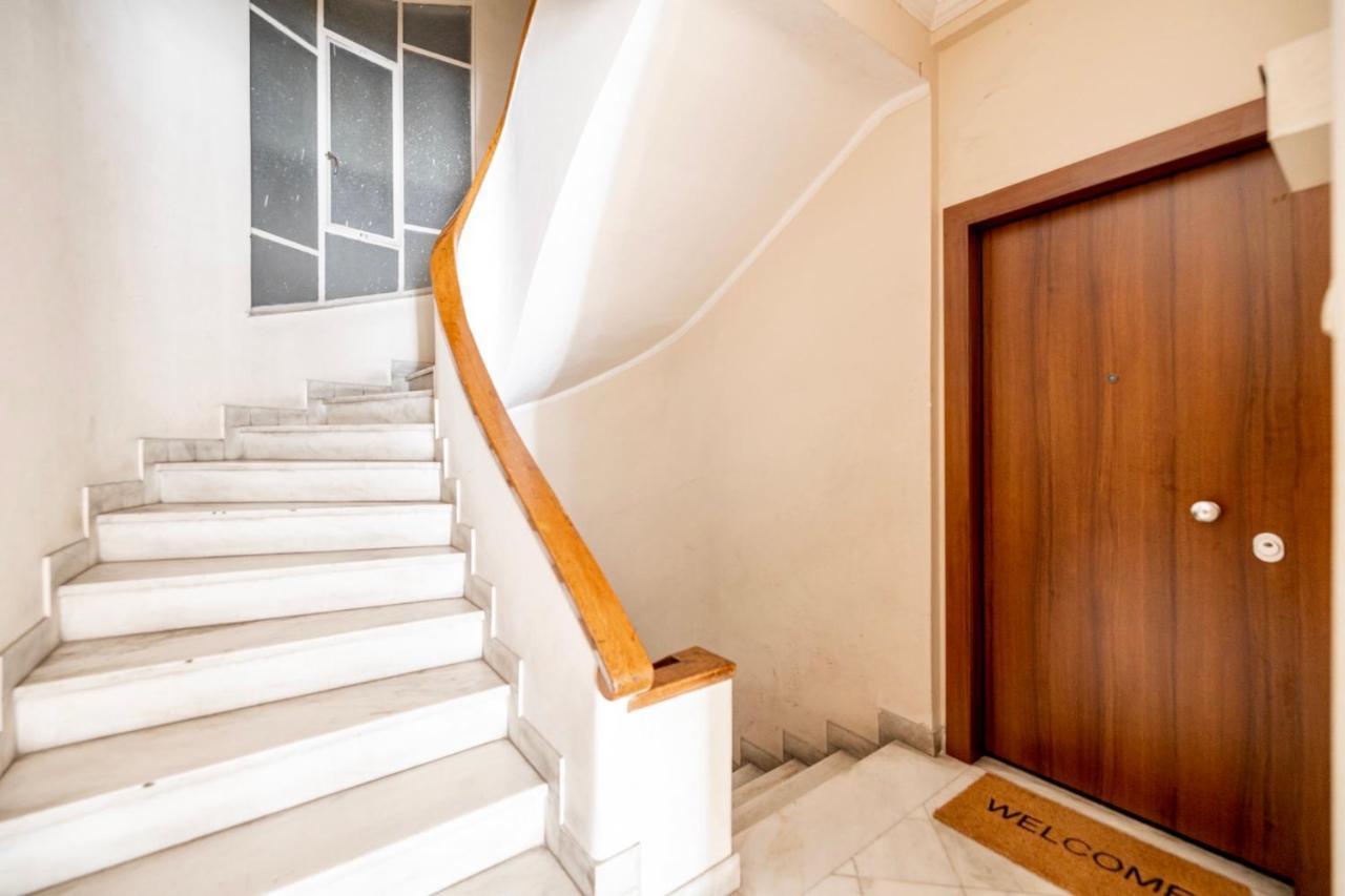 Cozy Apartment In Kolonaki Athens - Sleeps 5 Bagian luar foto